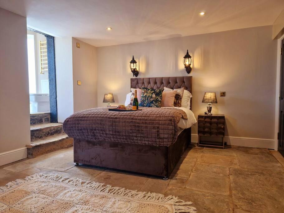 Hamilton - Lord William Apartment